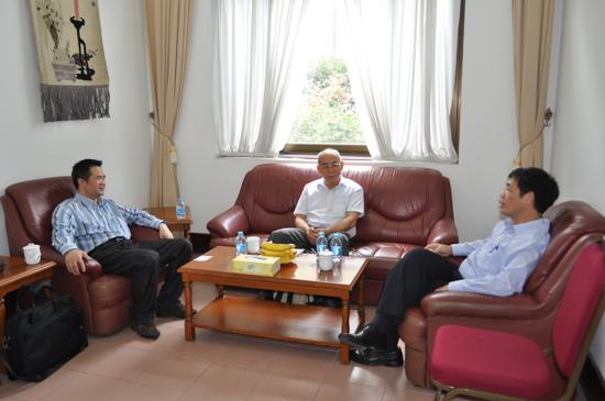 谢炳国院长接待香港信义宗神学院访问团 谢炳国院长接待香港信义宗神学院访问团