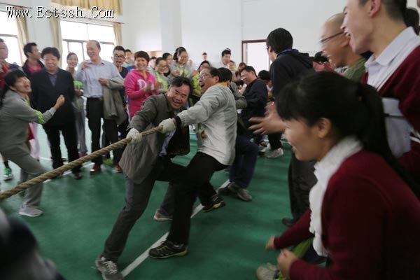 ������ѧԺ���е�29���˶���