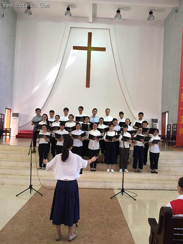 华东神学院毕业生举行爱国主义教育活动 华东神学院毕业生举行爱国主义教育活动