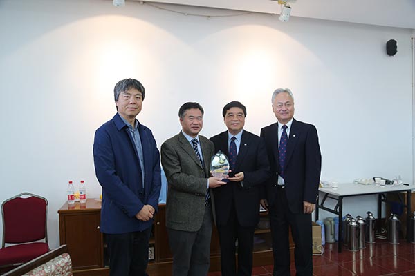 ������ѧԺ������л������̻�ʥ���ž���ʥ�ֽ���