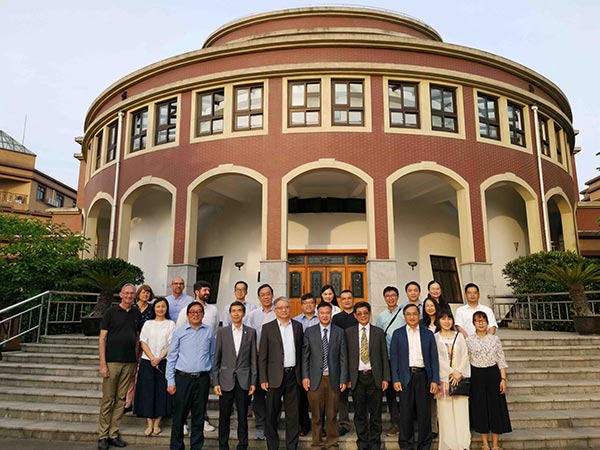 华东神学院接待香港信义宗神学院访问团 华东神学院接待香港信义宗神学院访问团