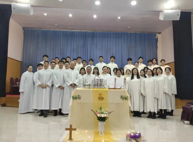 华东神学院举行圣诞庆祝活动 华东神学院举行圣诞庆祝活动